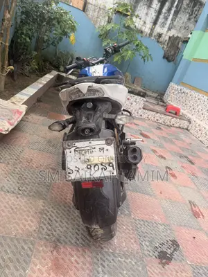 TVS Apache RTR 160 4V 2020 Blue