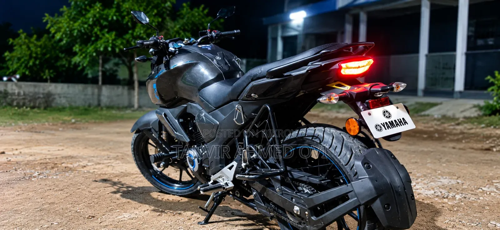 New Yamaha 2026 Black