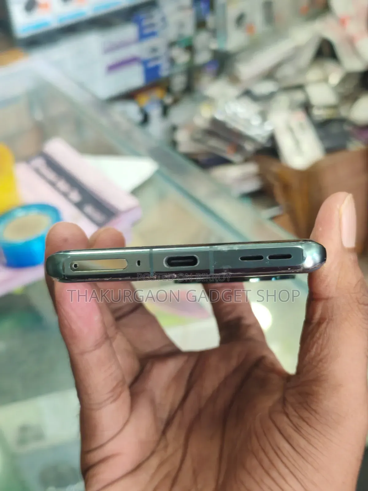 ওয়ানপ্লাস ১২ ২৫৬ জিবি ব্লু