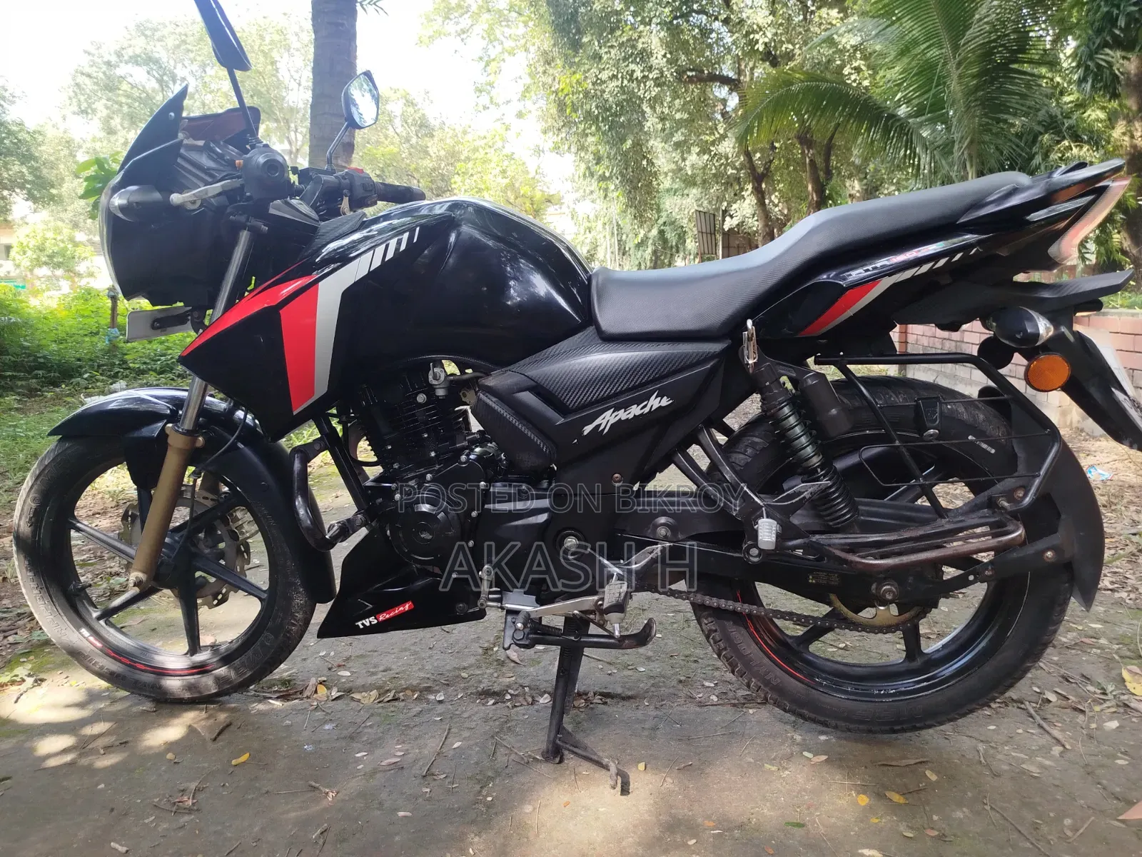 TVS Apache RTR 160 2V 2022 Black