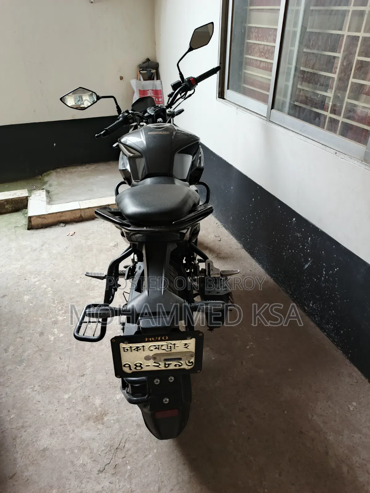 হিরো এক্সট্রিম ১২৫আর ২০২৫ ব্ল্যাক