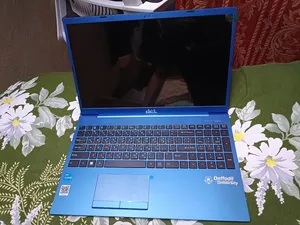 New Laptop 8GB Intel Core i3 SSD 512GB