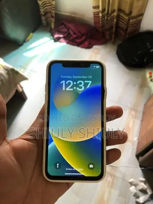 অ্যাপল আইফোন এক্স ৬৪ জিবি ব্ল্যাক