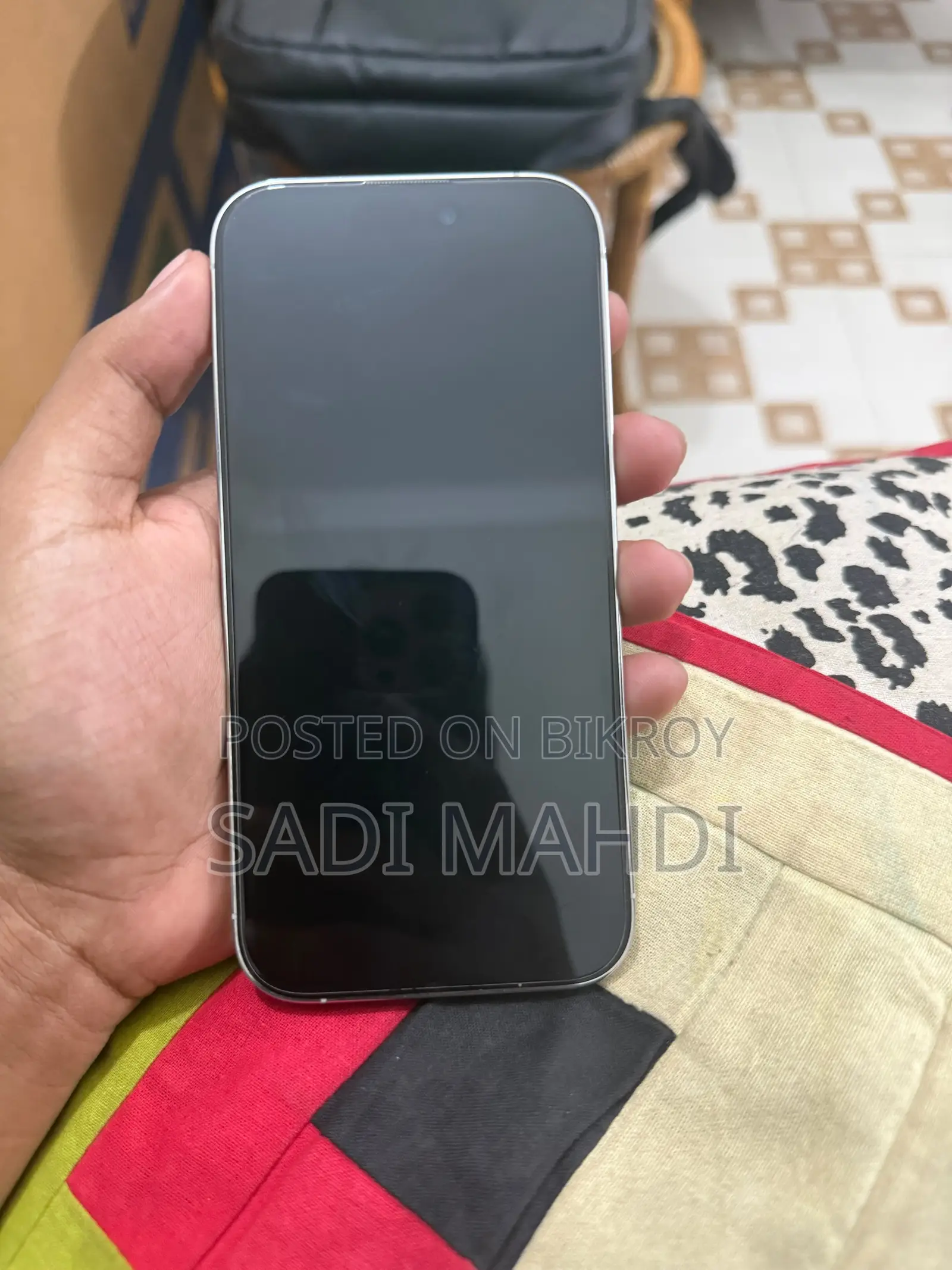 অ্যাপল আইফোন ১৪ প্রো ২৫৬ জিবি সাদা