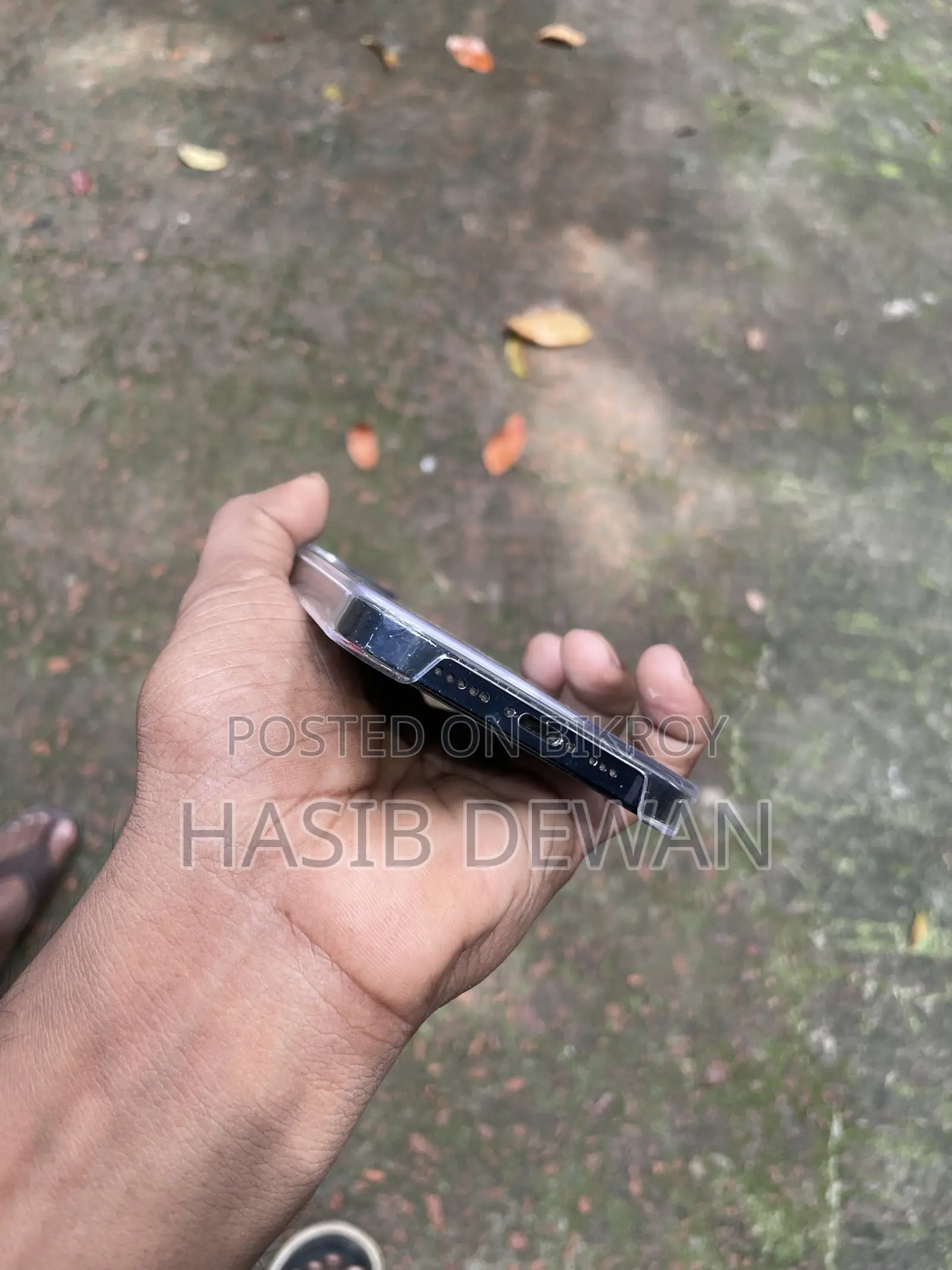 Apple iPhone 12 64 GB Black