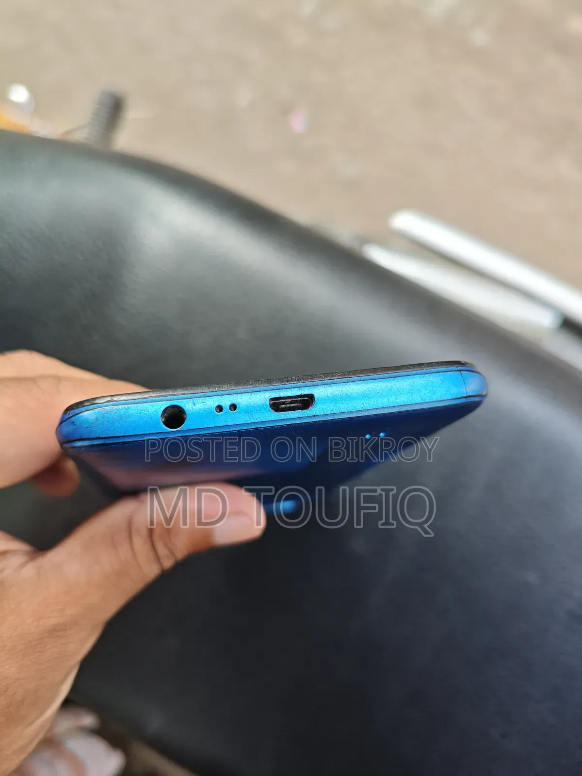 Realme 64 GB Blue
