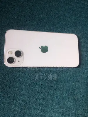 অ্যাপল আইফোন ১৩ ১২৮ জিবি হোয়াইট