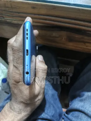 Vivo Y12 32 GB Blue