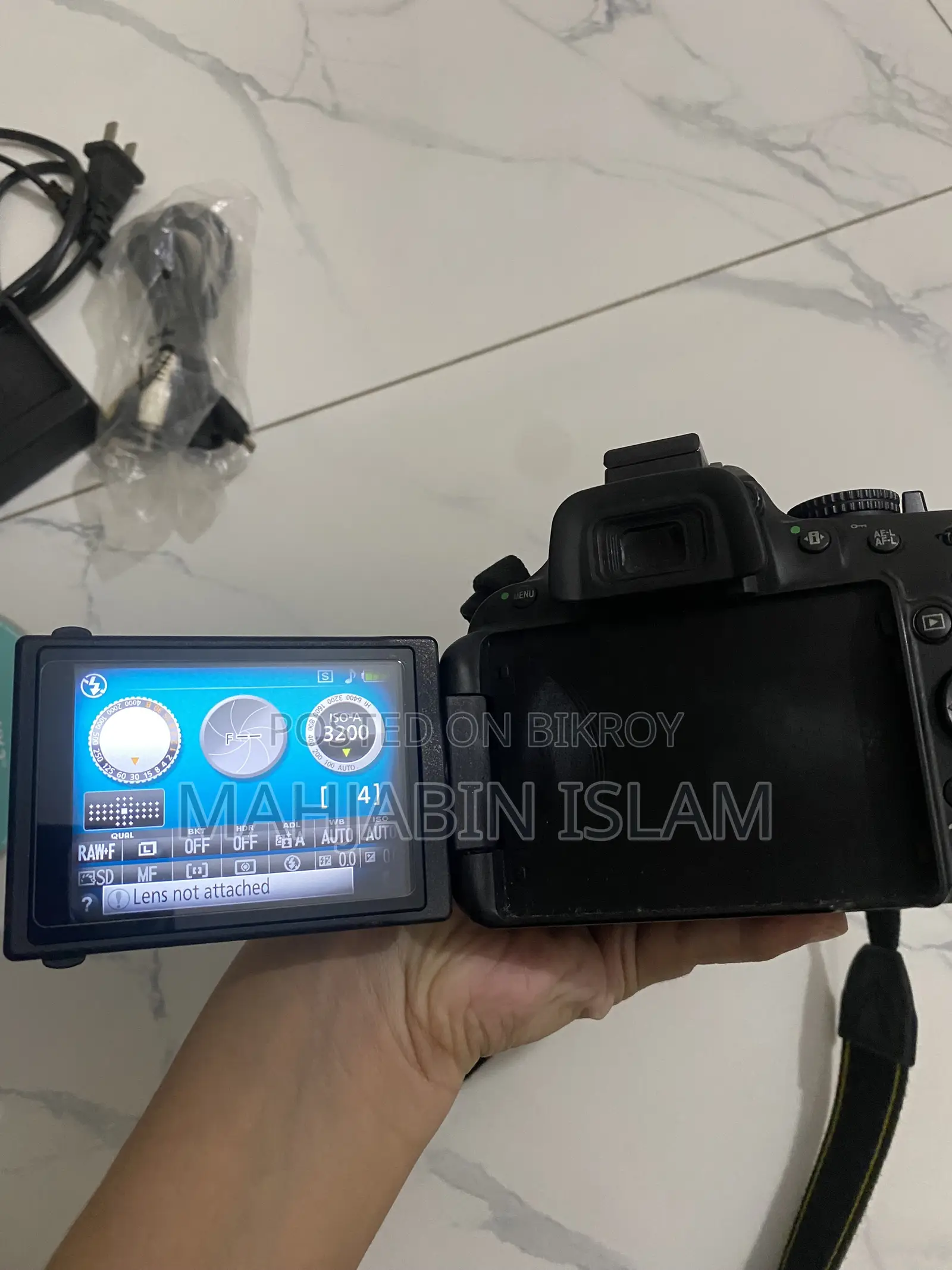 Nikon D5200 Camera With 18-55 Mm Zoom Lens