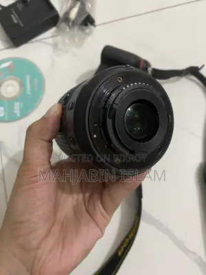 Nikon D5200 Camera With 18-55 Mm Zoom Lens