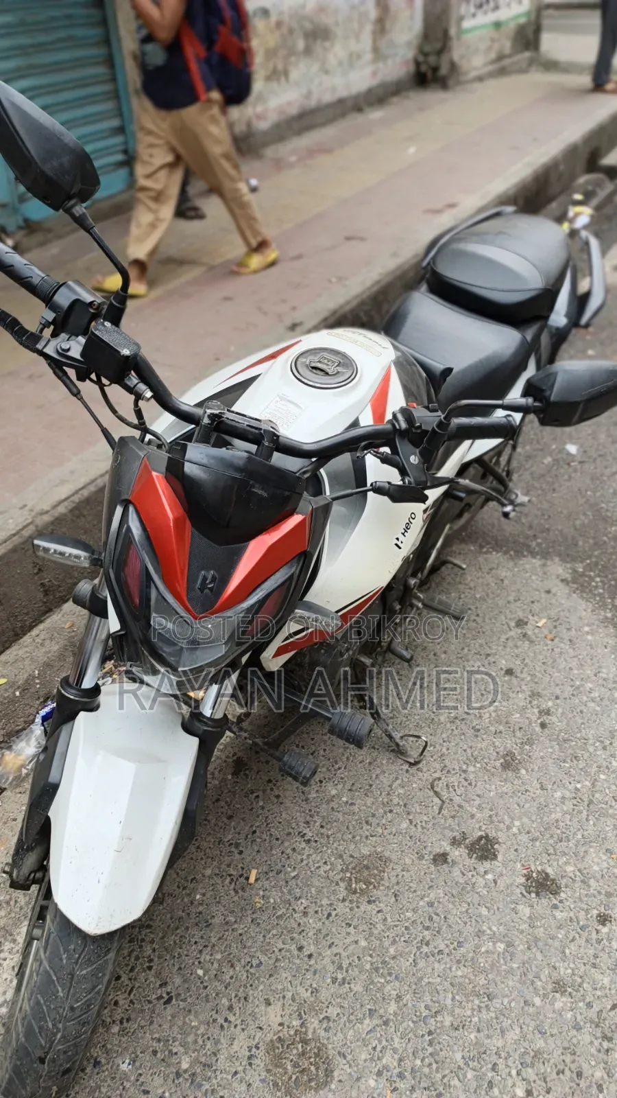 Hero Thriller 160R 4V 2021 White