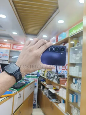 Vivo Y300 128 GB