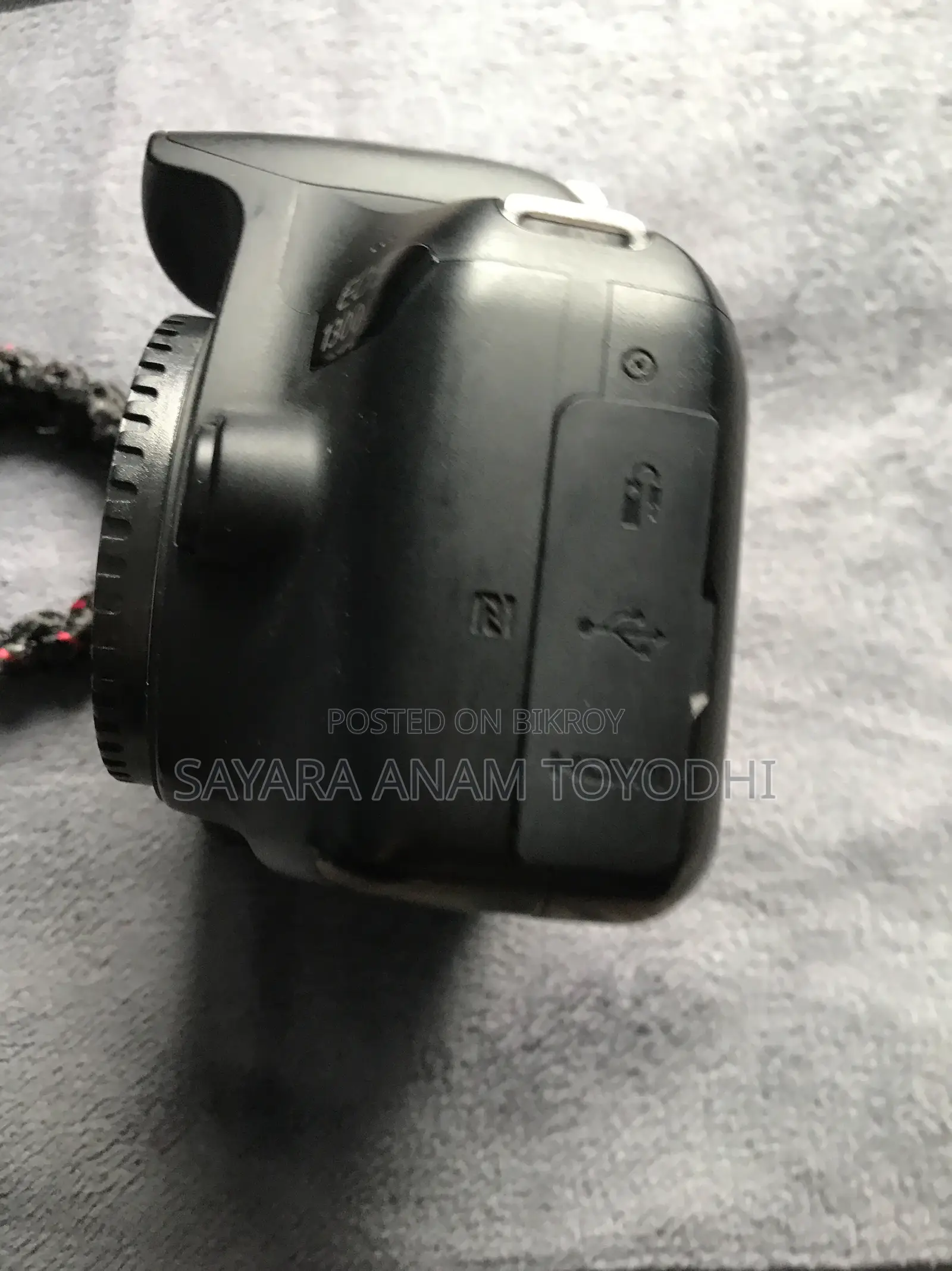 Canon 1300D + 18-55mm IS Lens