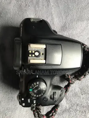 Canon 1300D + 18-55mm IS Lens