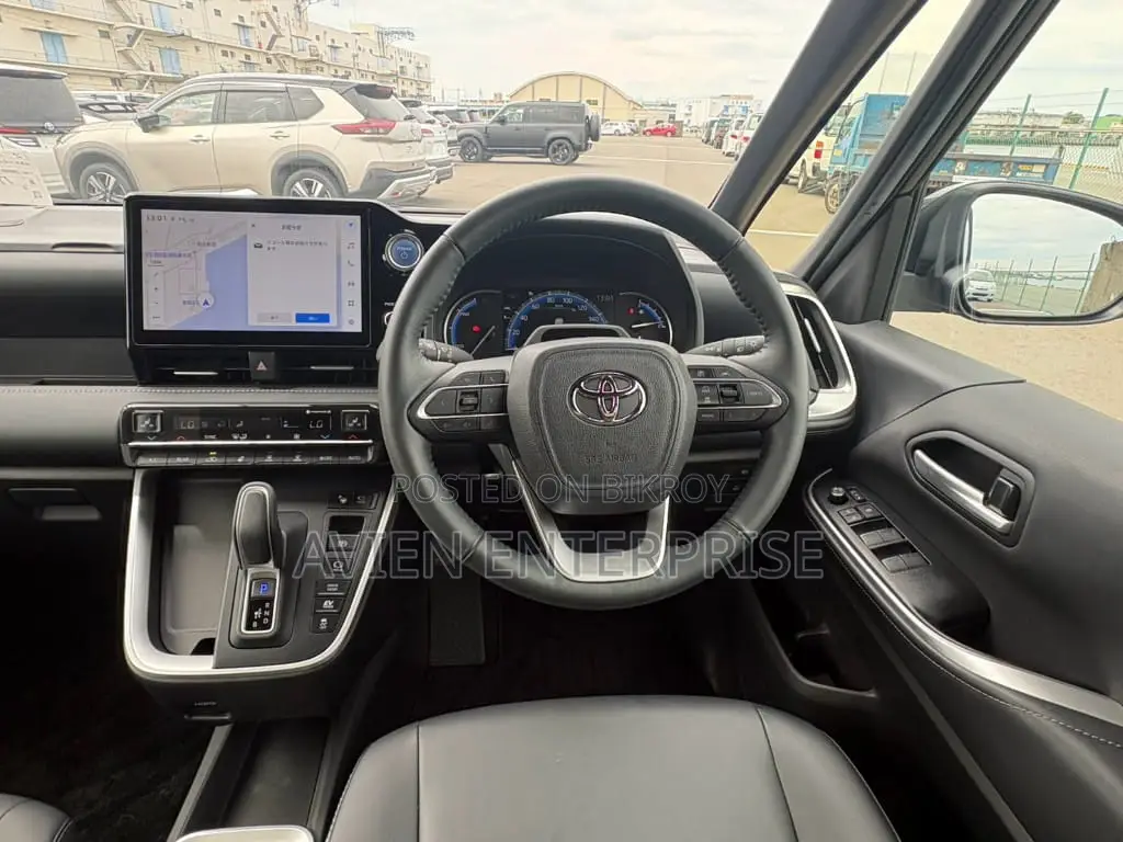 Toyota Noah 2023 Black