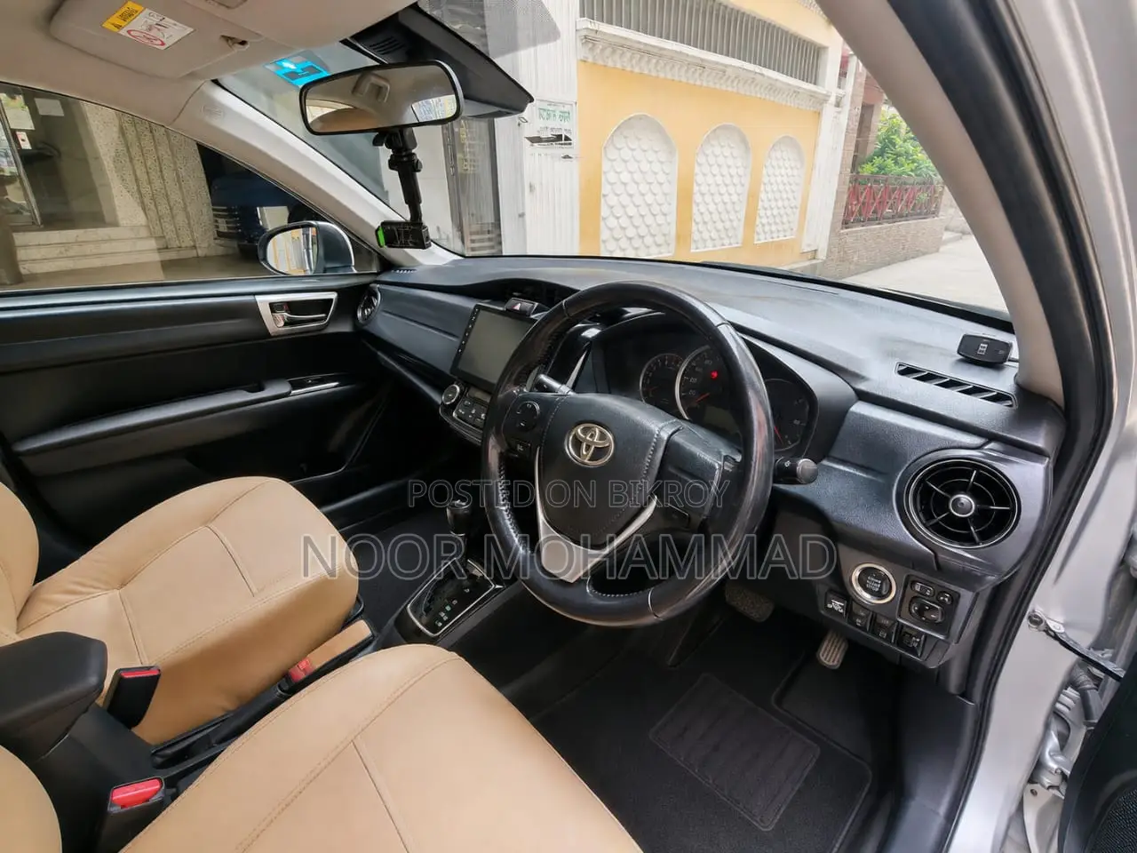 Toyota Axio 1.5 Hybrid G Two-Wheel Drive 2016 Silver
