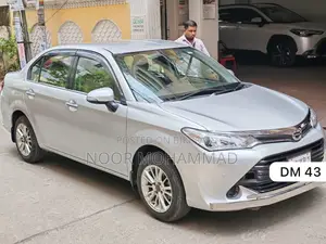 Toyota Axio 1.5 Hybrid G Two-Wheel Drive 2016 Silver