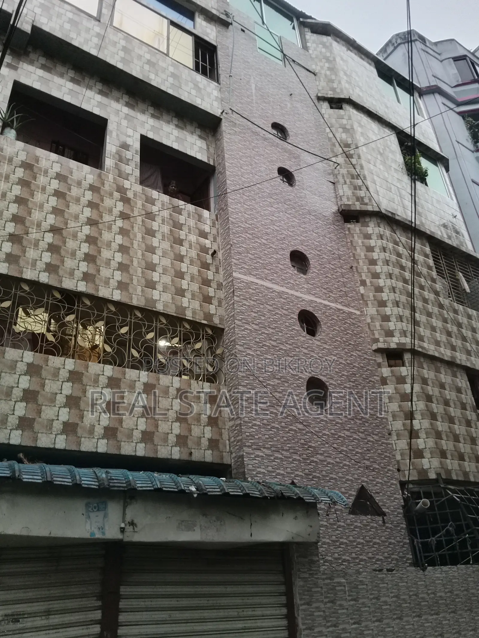 কর্নেলহাটে ১০ বেডরুমের বাড়ি বিক্রয়