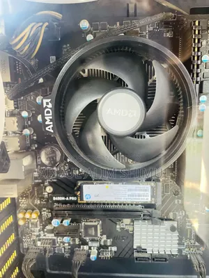 Desktop Computer MSI model 8GB AMD Ryzen 5 SSD 256GB