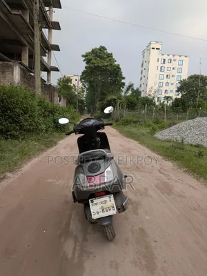 টিভিএস জুপিটার ২০১৮ গ্রে