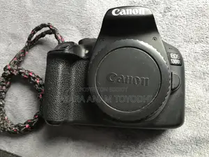 Canon 1300D + 18-55mm IS Lens