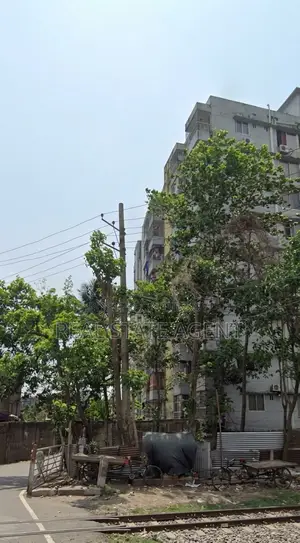 3 Bedroom Apartment in Cornelhat for sale