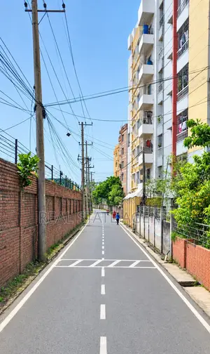 3 Bedroom Apartment in Cornelhat for sale