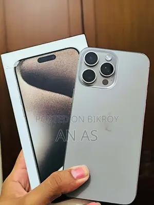 অ্যাপল আইফোন ১৫ প্রো ম্যাক্স ২৫৬ জিবি সাদা