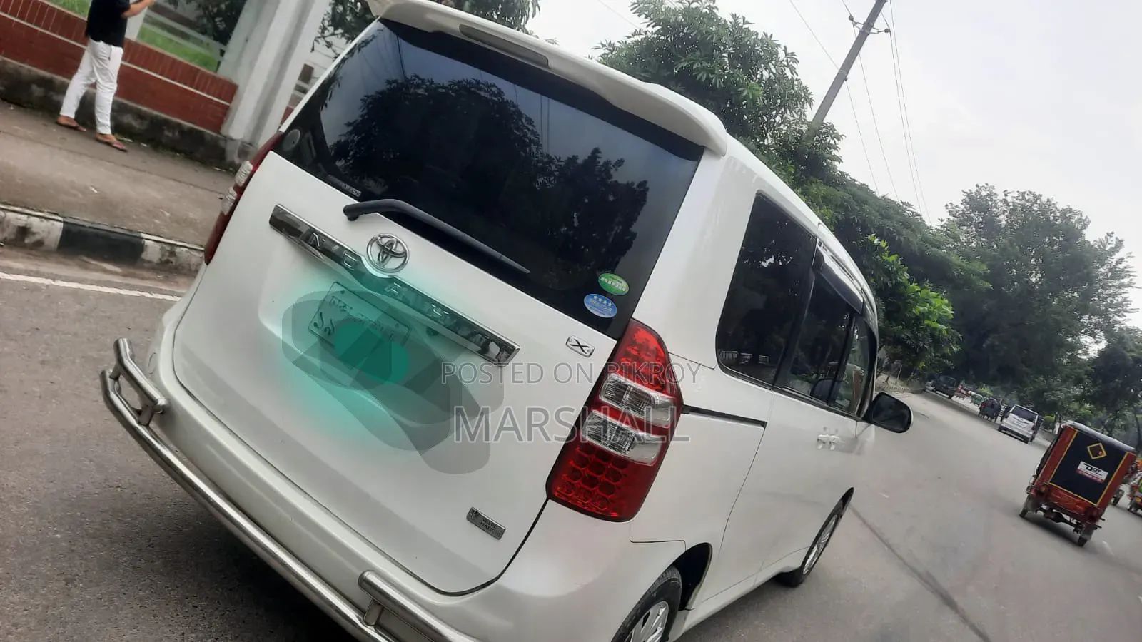 নোহা ২০১২ ভালো অবস্থায়
