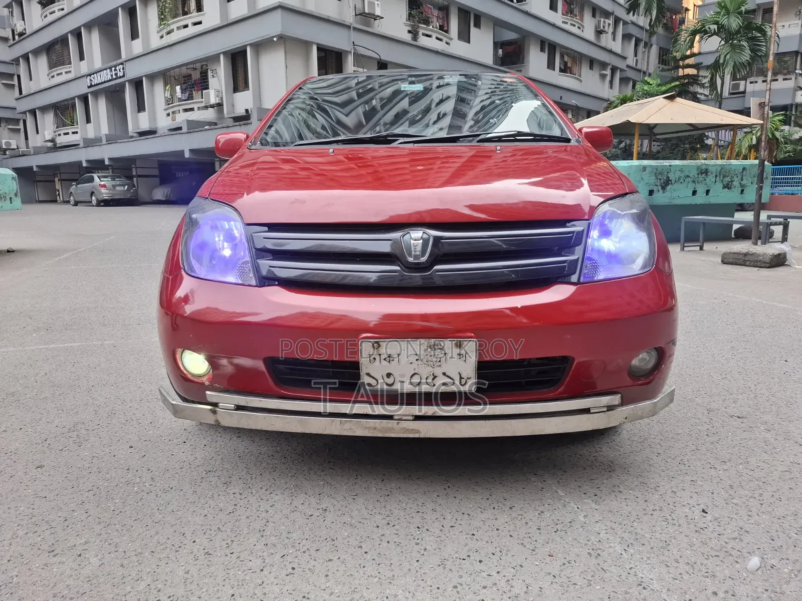 Toyota IST 2005 Red