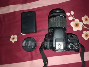 100D Canon Camera