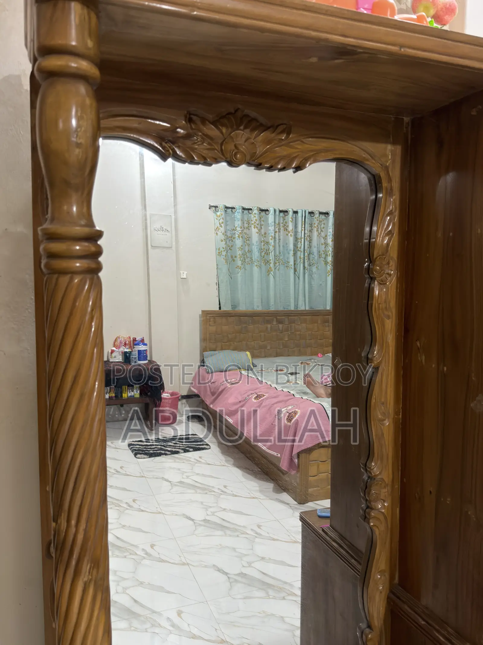 একাশি কাঠের ডেসিং টেবিল! মাত্র ১১৫০০ টাকায়