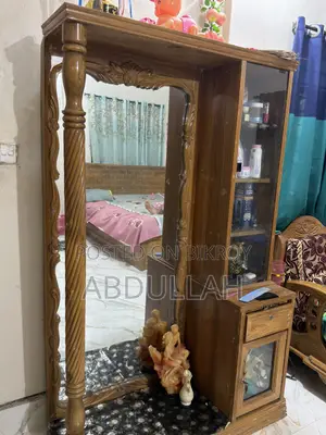 একাশি কাঠের ডেসিং টেবিল! মাত্র ১১৫০০ টাকায়