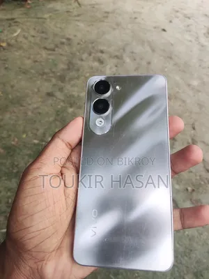 ভিভো ওয়াই০১ ৩২ জিবি সিলভার