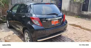 টয়োটা ভিটজ ২০১১ কালো