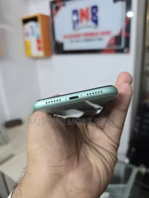 Apple iPhone 11 64 GB