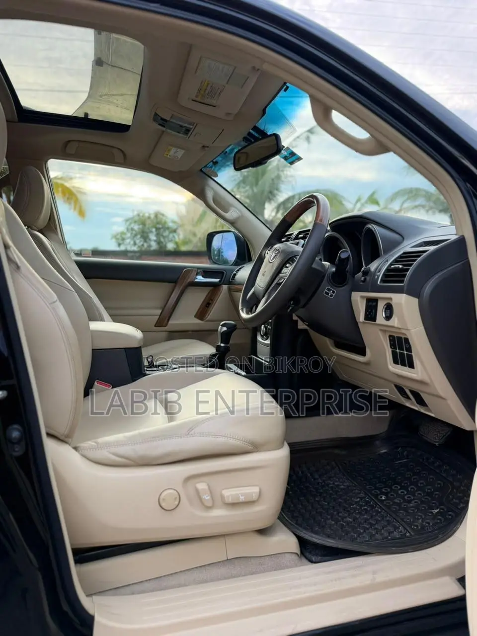 Toyota Land Cruiser Prado 2015 Black