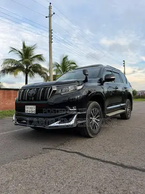 Toyota Land Cruiser Prado 2015 Black