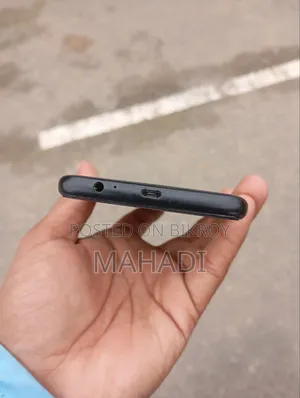 স্যামসাং গ্যালাক্সি জে৮ ৬৪ জিবি ব্ল্যাক