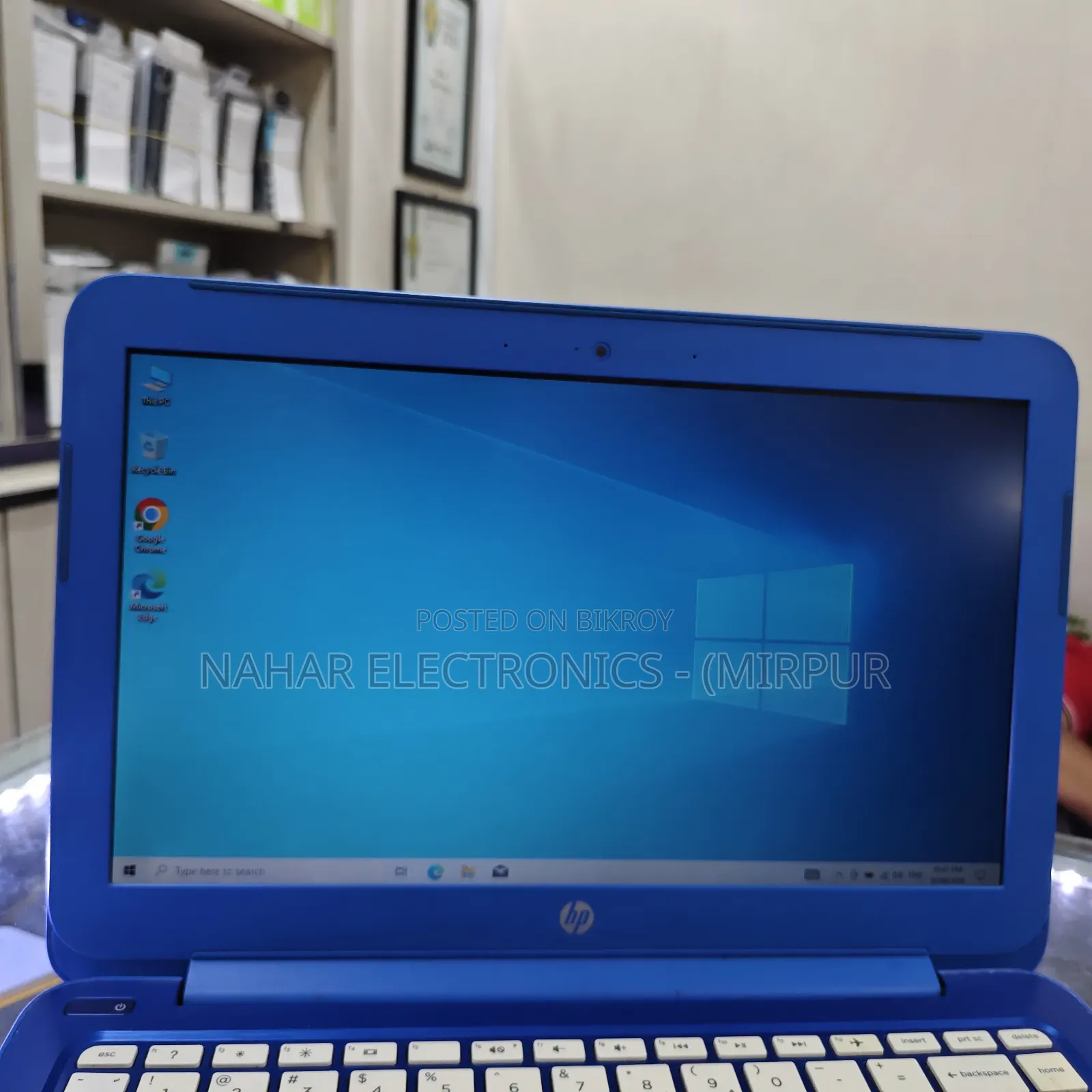ল্যাপটপ এইচপি ২জিবি ইন্টেল এসএসডি ৩২জিবি
