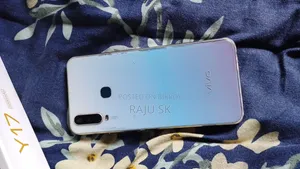 Vivo Y17 256 GB Blue