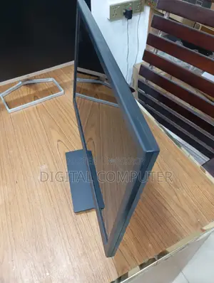 ডেল ১৮.৫ ইঞ্চি ফ্রেশ কন্ডিশন ব্যবহৃত মনিটর