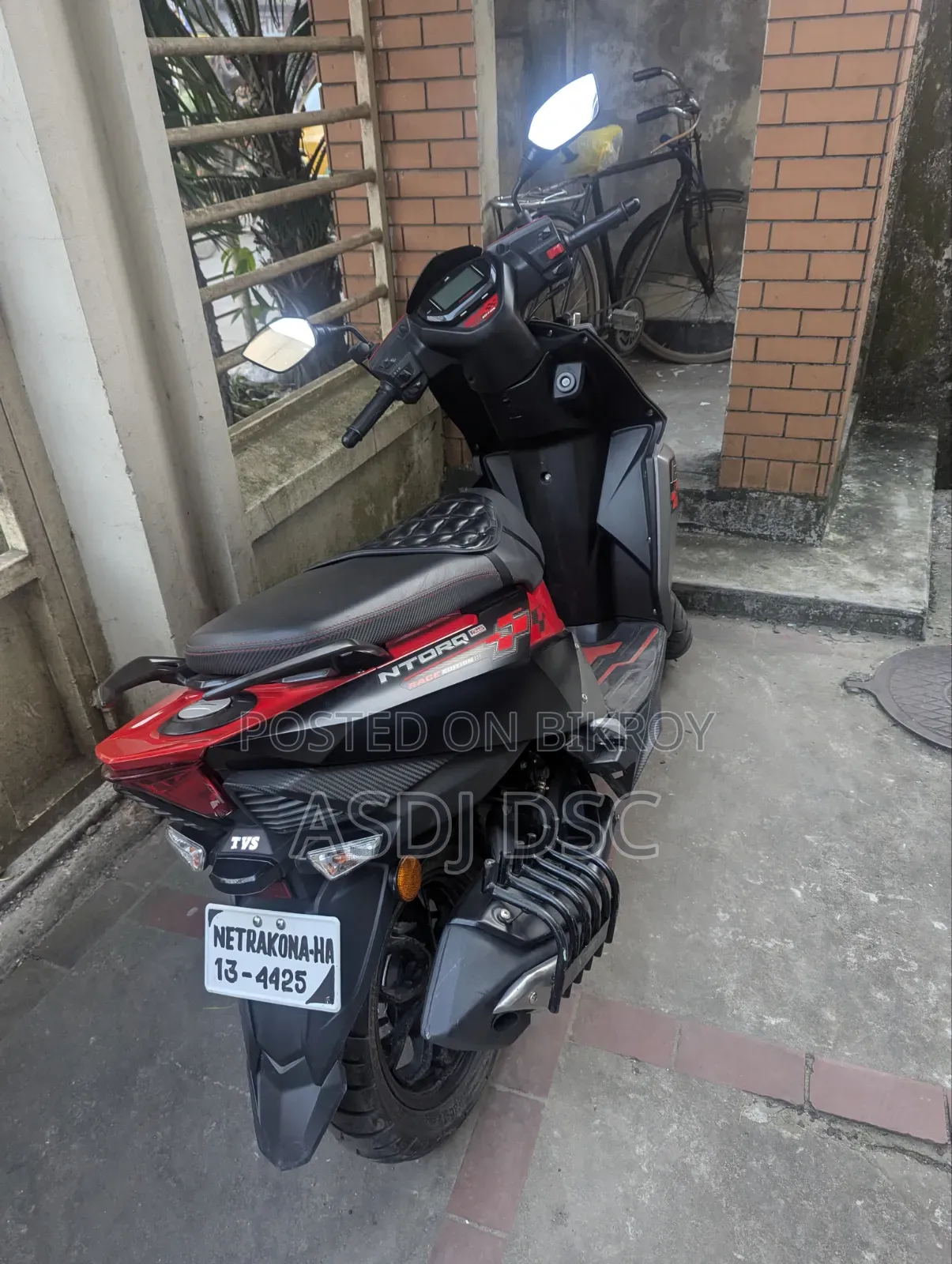 টিভিএস এনটর্ক ১২৫ ২০২৫ রেড