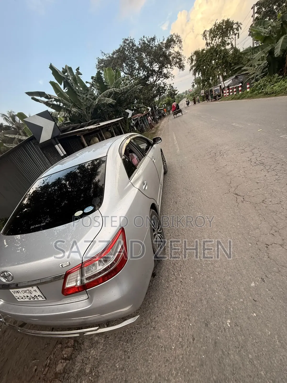 টয়োটা প্রিমিও ২০১০ সাদা