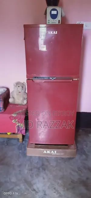 ফ্রিজ বিক্রয় হবে সারে নয় সেপ্টি