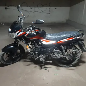 Bajaj Discover 125 2022 Black