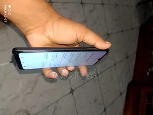 মোটরোহলা মোটো ই২২আই ৩২ জিবি কালো