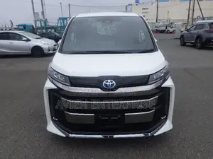Toyota Noah 2023 Pearl