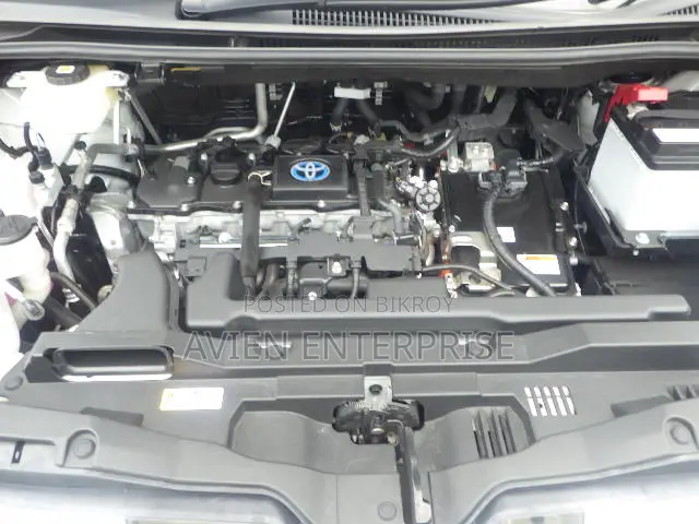 Toyota Noah 2023 Pearl