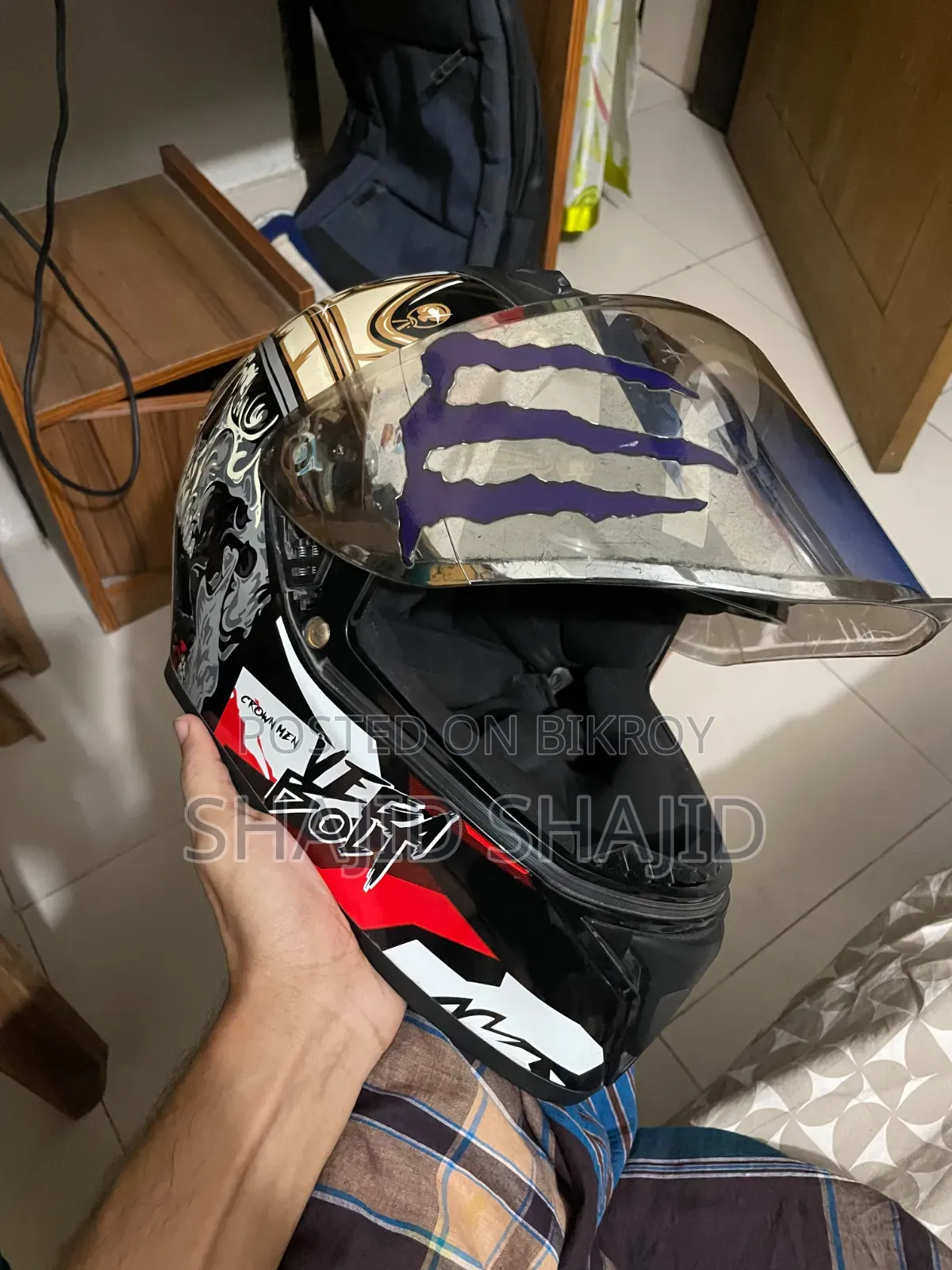 ভেগা হেলমেট